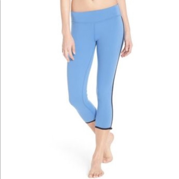 Kate spade x beyong yoga blue cropped leggings medium - Picture 1 of 3